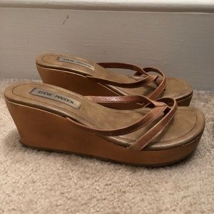 Steve Madden tan leather wedge platform sandals